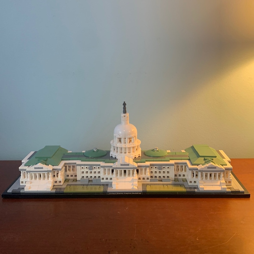 Lego Architecture United States Capital Building (21030) Good Condition
